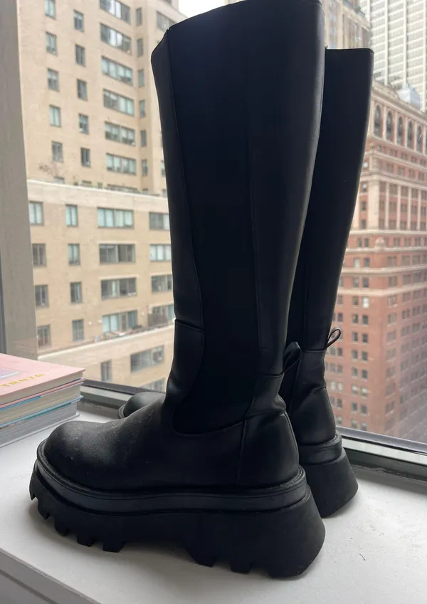 Pull & Bear Black Boots - Image 4