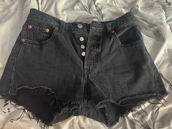 Levi’s 501 Shorts - Image 2