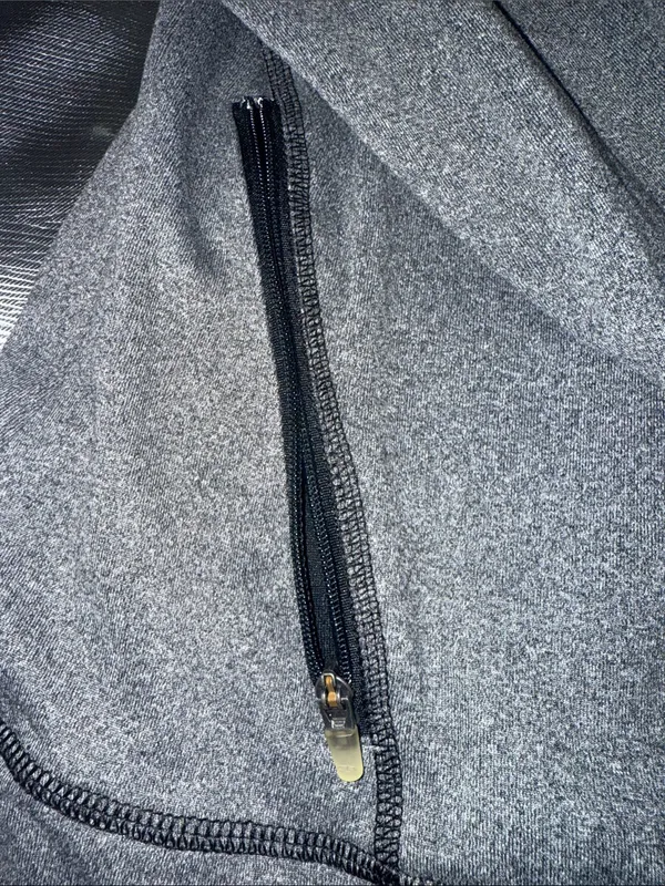 Women’s DUODRY+ XXL runs small fits like a L Gray Quarter-Zip Performance Jacket - Image 3