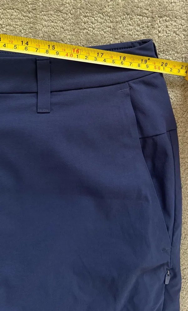 Lululemon Men’s Shorts - Image 4