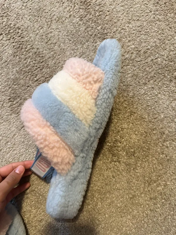 Slippers - Image 3