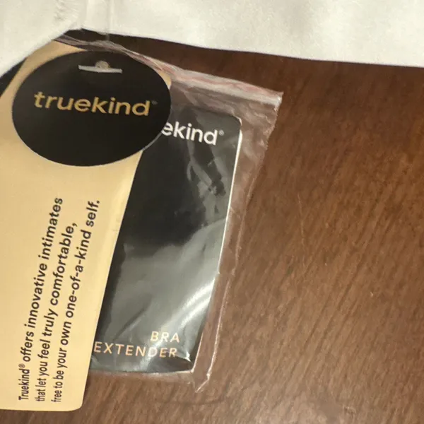 Truekind Supportive Comfort Wireless Shaping Bra White/Sizes XL NWT - Image 4