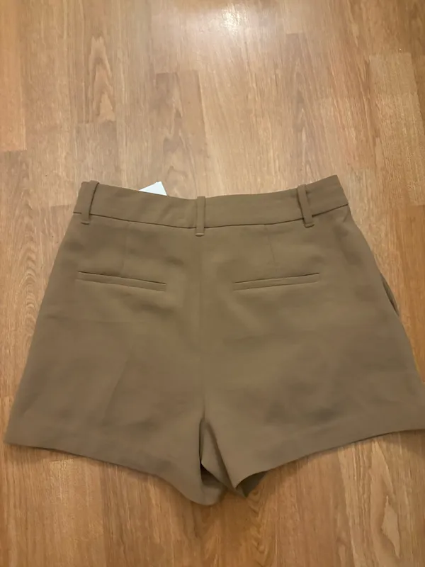 Aritzia Effortless Mini Shorts - Desert Sand size 8 - Image 2
