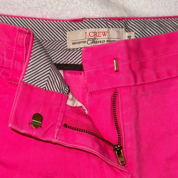 J. Crew Neon Pink Chino Bermuda Shorts Size 4 Broken In Tailored Fit - Image 3