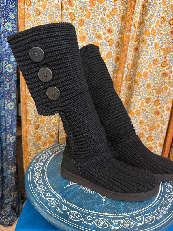 UGG Classic Cardy Knit Boots size 7 - Image 3