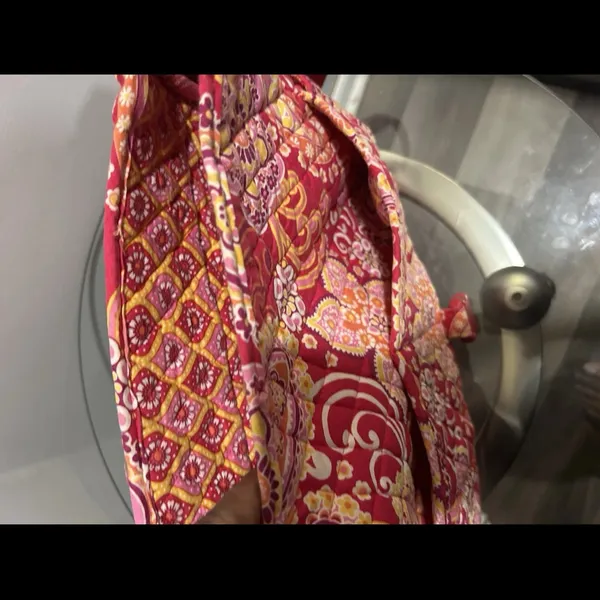 Vera Bradley Vibrant Large Red Paisley Women's Messenger Bag - Image 5