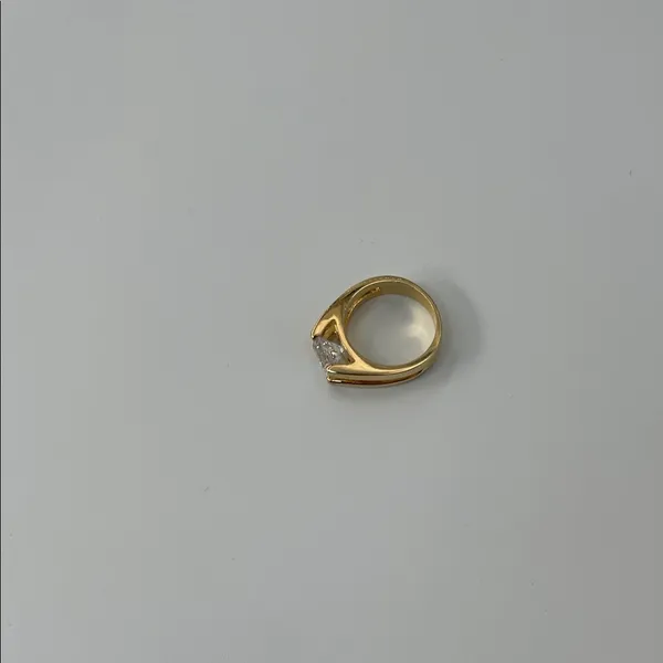 Fashion Jewelry Gold Ring with Sparkling Gem - Image 13