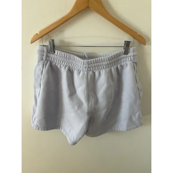 Aritzia Tna Sweatfleece Cozy Fleece Boyfriend Fit Shorts Lavender Purple Medium - Image 4