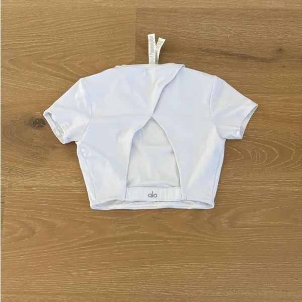 Alo Yoga Backspin Crop Top Size S White - Image 3