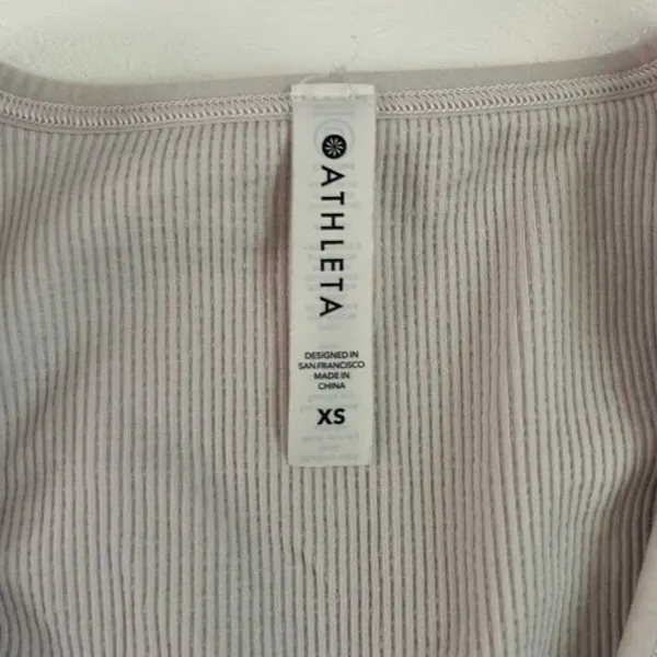 Athleta Ribbed Crop Tank Top Women’s XS Gray V-Neck Sleeveless Activewear - Image 3
