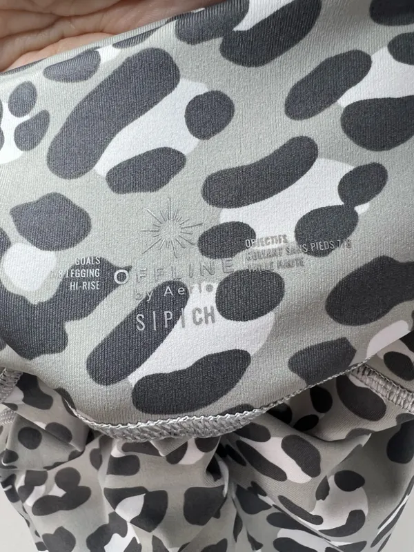 Offline by Aerie Goals 7/8 High Rise Leggings Gray Cheetah Yoga Pilates FLAW Sm - Image 8