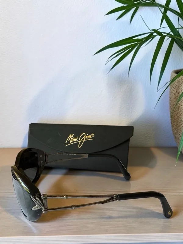 Maui Jim Alana MJ-215-17 Black Polarized Sunglasses Japan w/ Case - Image 4