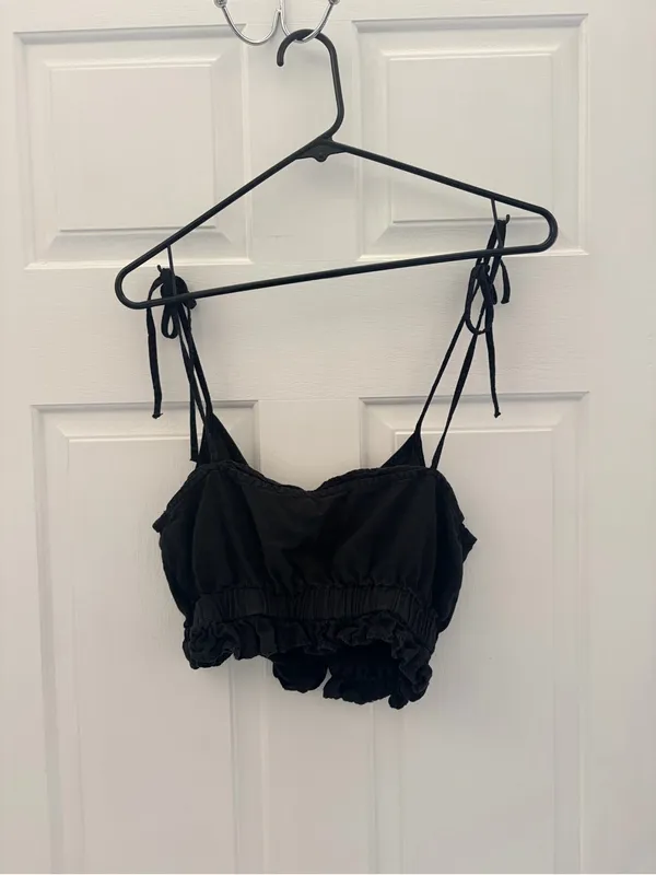 Zara Black Tie-Shoulder Button Crop Camisole - Image 4