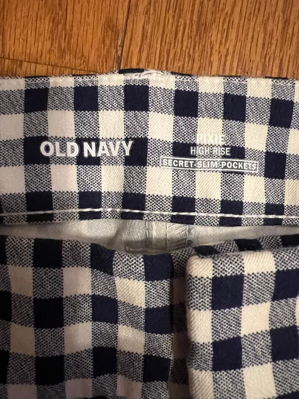 Old Navy High Waisted blue and white check pixie pants - Image 2