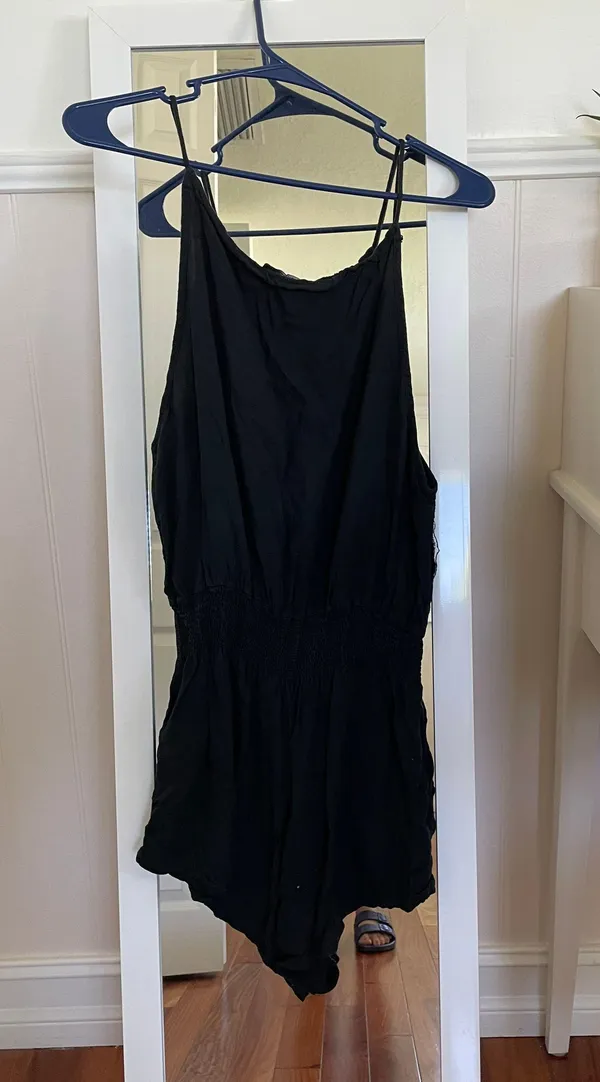 Brandy Melville Black Romper - Image 5
