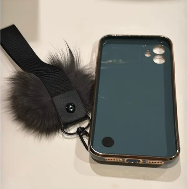 Iphone 11 (6.1) case green color with bombom - Image 6