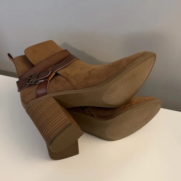 Madden Girl Elliot Boot NWOT - Image 11