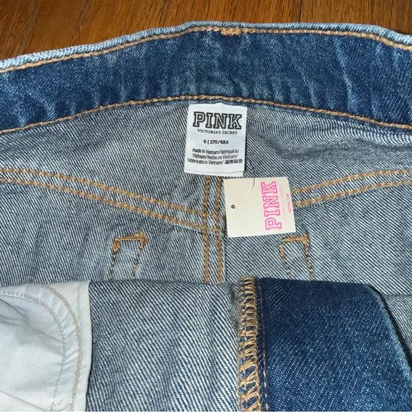 💜PINK Victoria's Secret Cutoff High-Rise Denim Shorts in Blue Wash - Image 2
