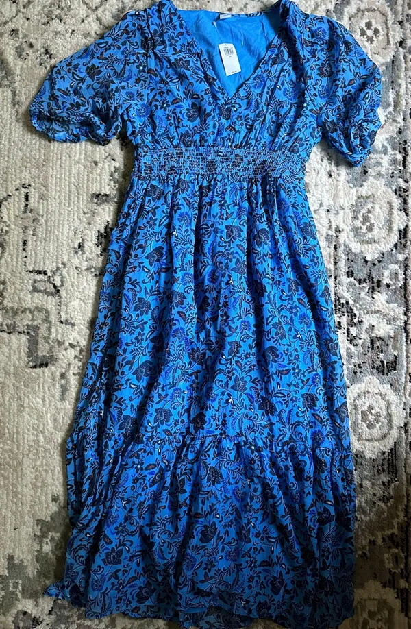 Old Navy Midi Dress - Image 5