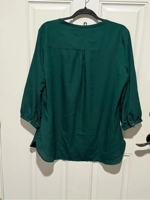 New York & Company Emerald Green‎ V-Neck Blouse - Image 4