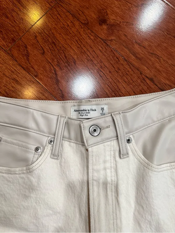 A&F The Dad High Rise Vegan Leather & Jean Shorts Size 26 - Image 5