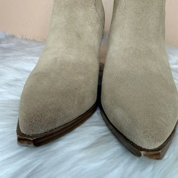 Steve Madden Cate Sand Suede Block Heel Pointed Toe Pull On Ankle Boots Size 8 - Image 5