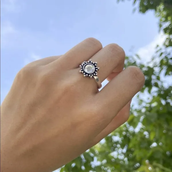 Boho Cute Gemstone Silver ring - Image 5