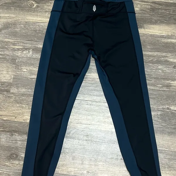 FP Movement by Free People Black and Teal Leggings Size Small - Image 4