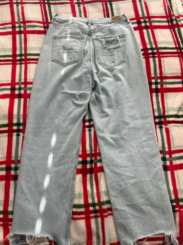 American Eagle Outfitters Highest Rise 90s Boyfriend Distressed Light Wash - Image 2