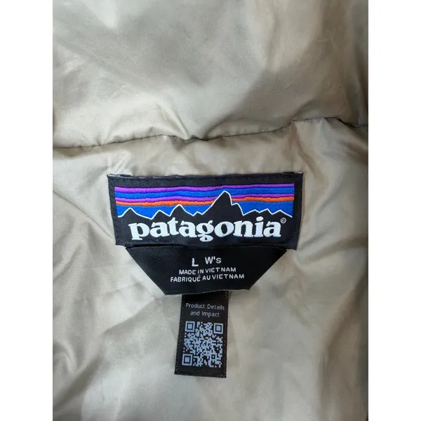 Patagonia Women's Light Gust Jacket Seabird Grey Large NEW ($250 Retail) - Image 4