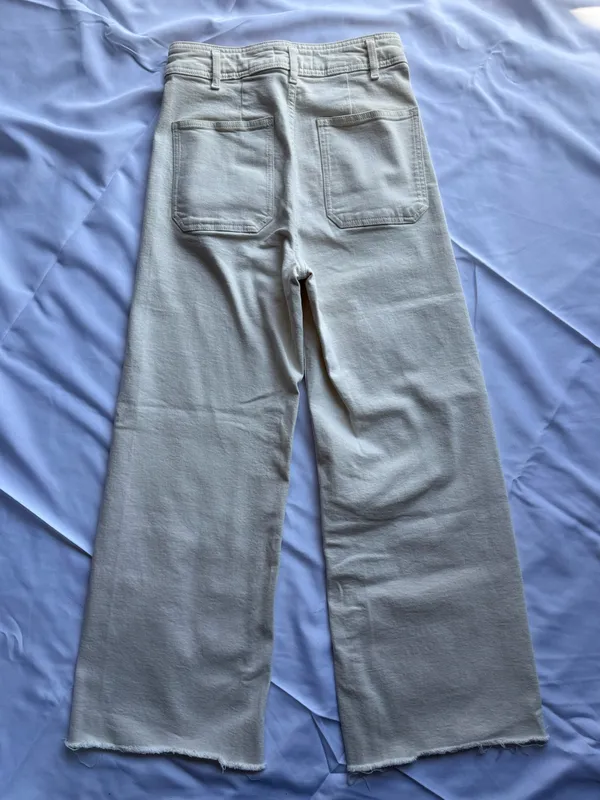 Zara Patch Pocket Marine High Waist Wide Leg Cream Jeans Size 6 - Image 3