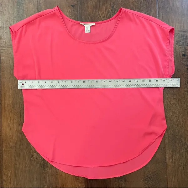 FOREVER 21 pink/coral top, size M - Image 4