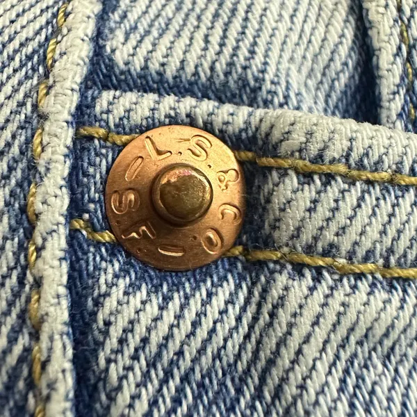 Levi's Premium Wedgie jeans button fly high waist size 26 - Image 5