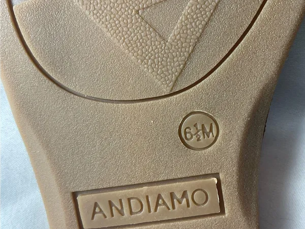 Andiamo Gold Rhinestone Embellished Square Toe Flat Slide Sandals Size 6.5 - Image 4