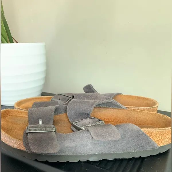 Birkenstock Arizona gray suede sandals size 37 - Image 3