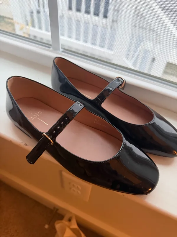 Black patent Mary Jane flats Size 7 - Image 2