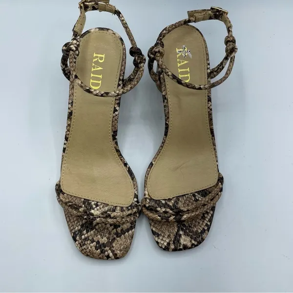 As Seen On Screen Raid Beige Snake Embossed Square Toe Chunky Heel Sandals Womens 36 Faux Leather - Image 7