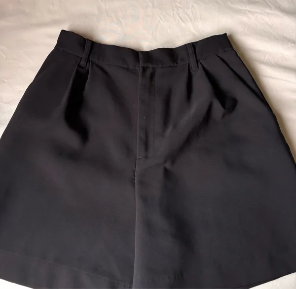 Black shorts - Image 2