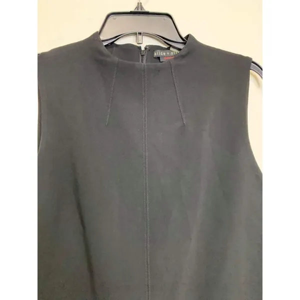 Alice + Olivia employed Women's Black Mock Neck Pleated Shift Dress‎ Size 12 - Image 2