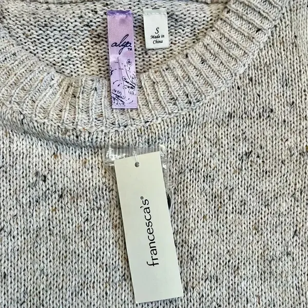 NWT Francesca’s Alya Heather Oat Crew Neck Sweater Button Sleeves Small - Image 11