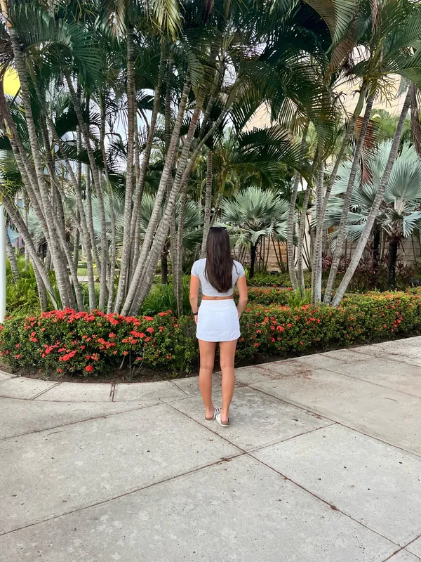 White Athleta Run With it 14” Skort - Image 2
