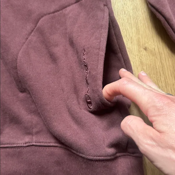 Champion Women's Oversized V-Neck‎ Sweatshirt Size Small - Image 3