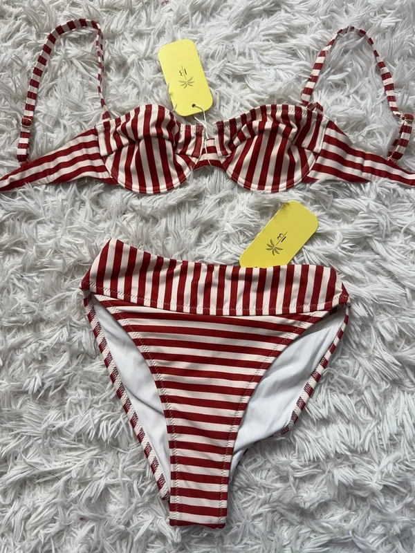 Revolve Bananhot Bikini Set - Image 5