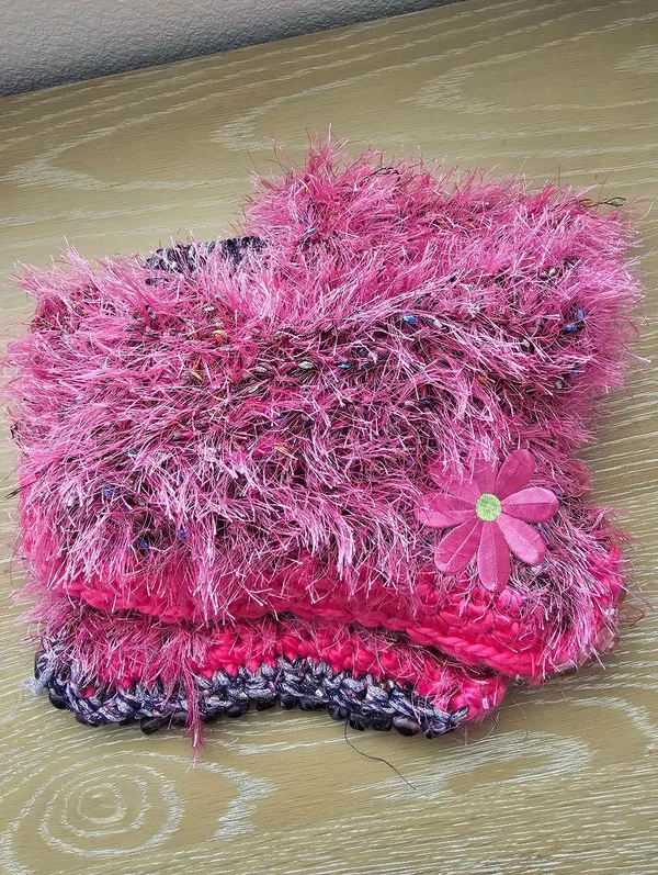 Vintage Y2K Hand Knitted Fuzzy E-Girl Scarf – Pink & Purple Eyelash Yarn Beaded - Image 3