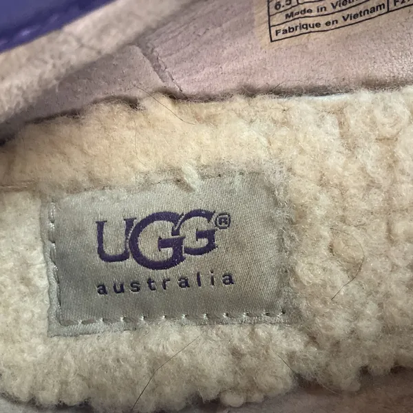 UGG Australia Purple Suede Studded Sheepskin Flats Women’s 6.5 Slip On Loafers - Image 9