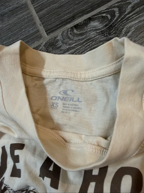 🎉NEW with tags! O’Neill Save a Horse Ride a Cowboy Cream tee Size XS extra small - Image 3