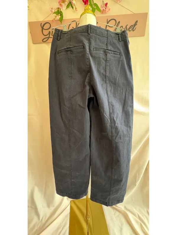 Universal Threads Women's Navy Stretch Cotton Pants Size 4 Made in Indonesia - Image 2