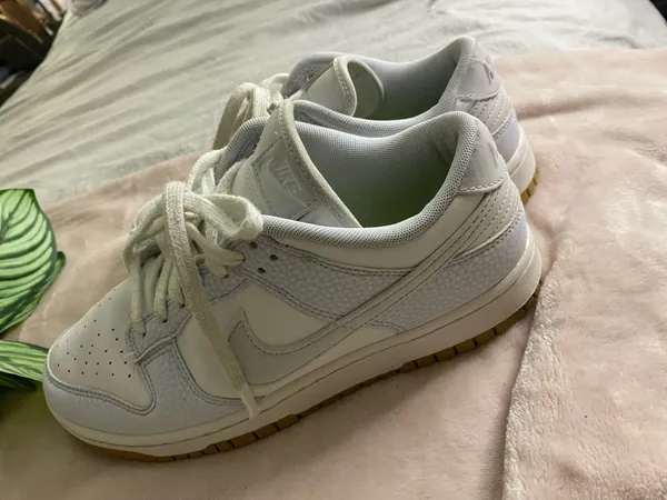Nike Dunk Low Next Nature Women's Size 9 - Image 4