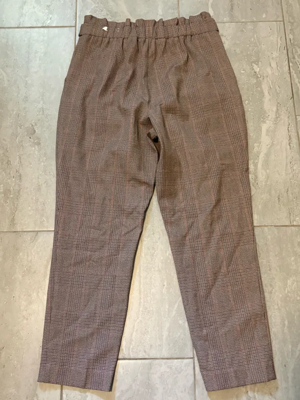 🆕Express Women’s Plaid Ankle Trousers High Rise in Brown Size M - Image 2