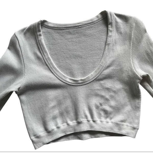ALO Yoga Seamless Ribbed Cropped Serene Long Sleeve White Size Large - Image 4